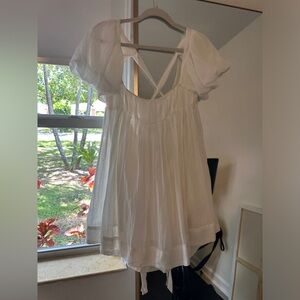 Puff sleeves Mini Dress in white